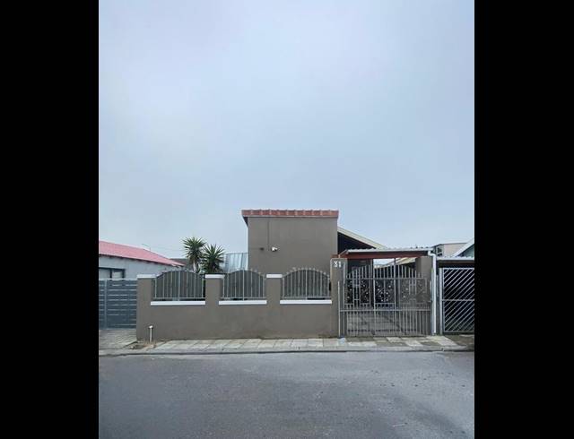 2 BEDROOM HOUSE FOR SALE IN MITCHELLS PLAIN CENTRAL